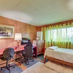 Rustic Chic Retreat 4 Mi To Kennywood!